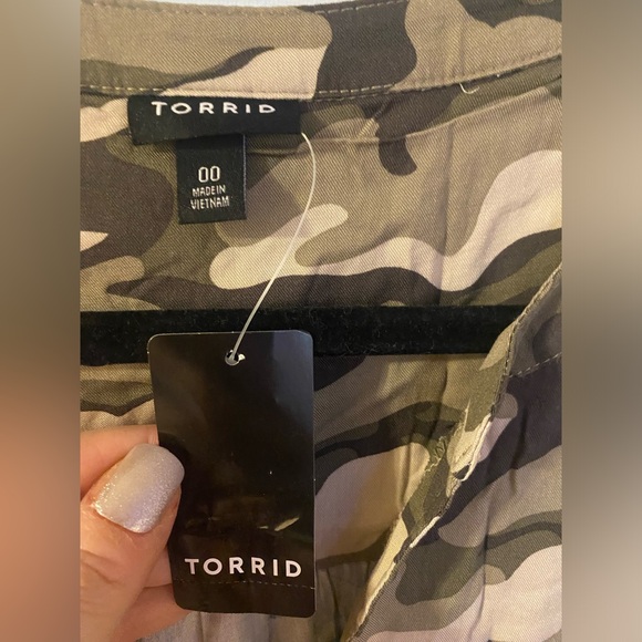 NWT Torrid Mini Challis Camoflauge Sleeveless Shirt Dress w/ Pockets Size 00 M/L - Picture 9 of 11